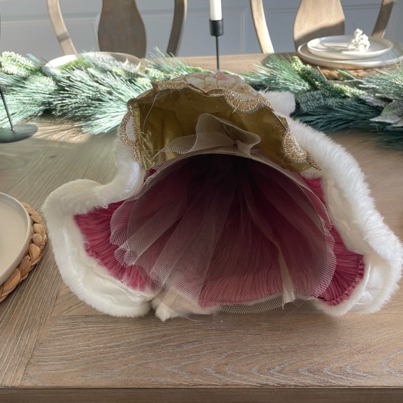 Tree Topper Angel - Picture 4 of 4